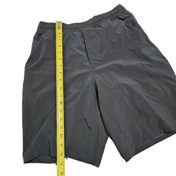 Lululemon short for men - Picture 4 of 5